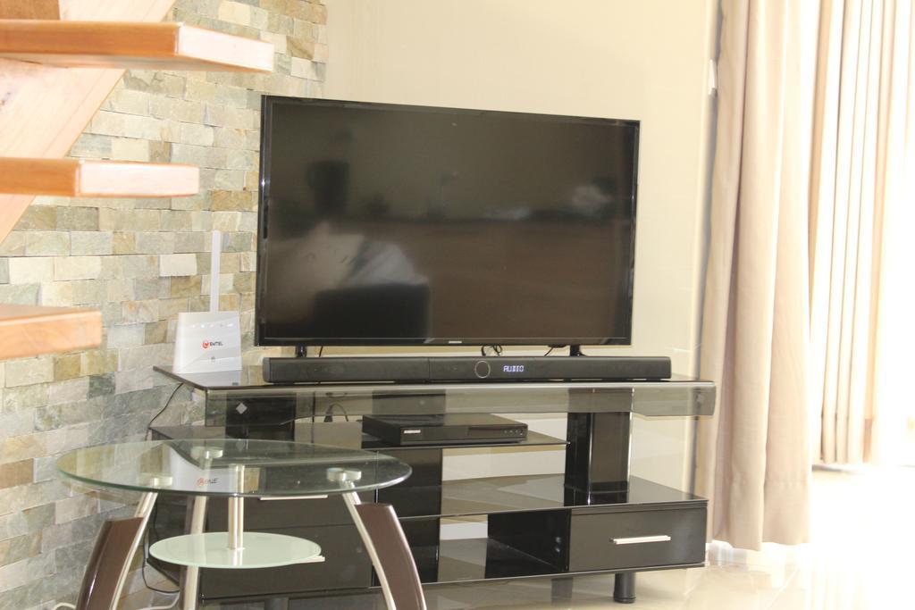 Flic En Flac Beach Penthouse 외부 사진
